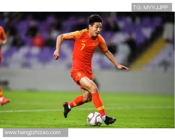 大不里与贾兹拉的较量揭示了足球战术与团队精神的完美结合